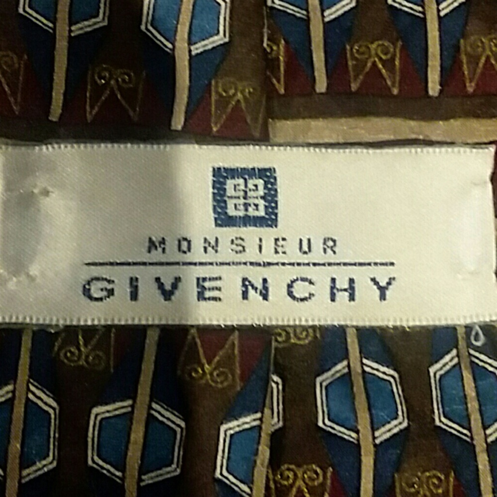 Givenchy tie